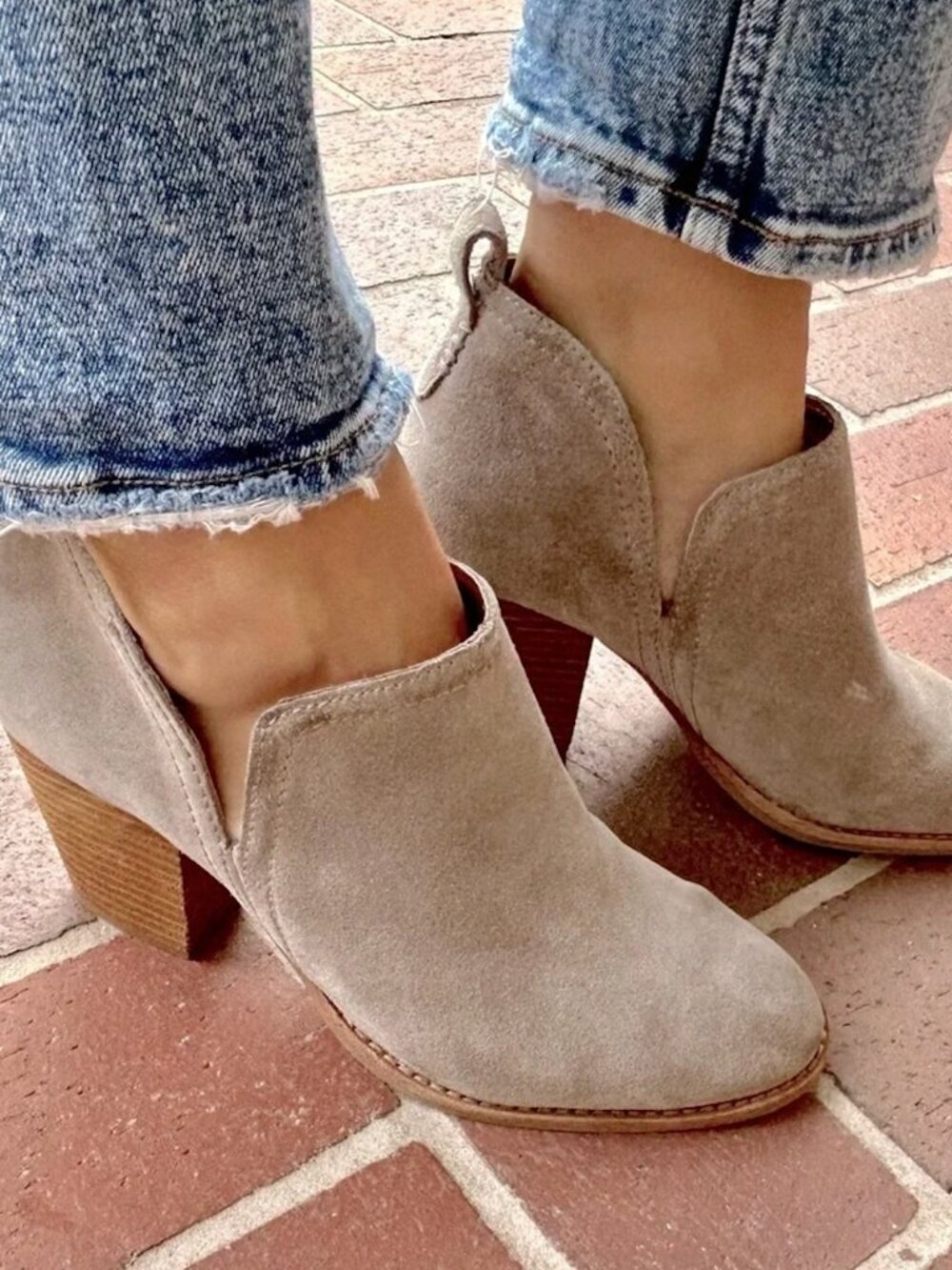 Jeffrey Campbell Rosalee Booties Block Heel Ankle Boots Gray Taupe Suede 8.5
